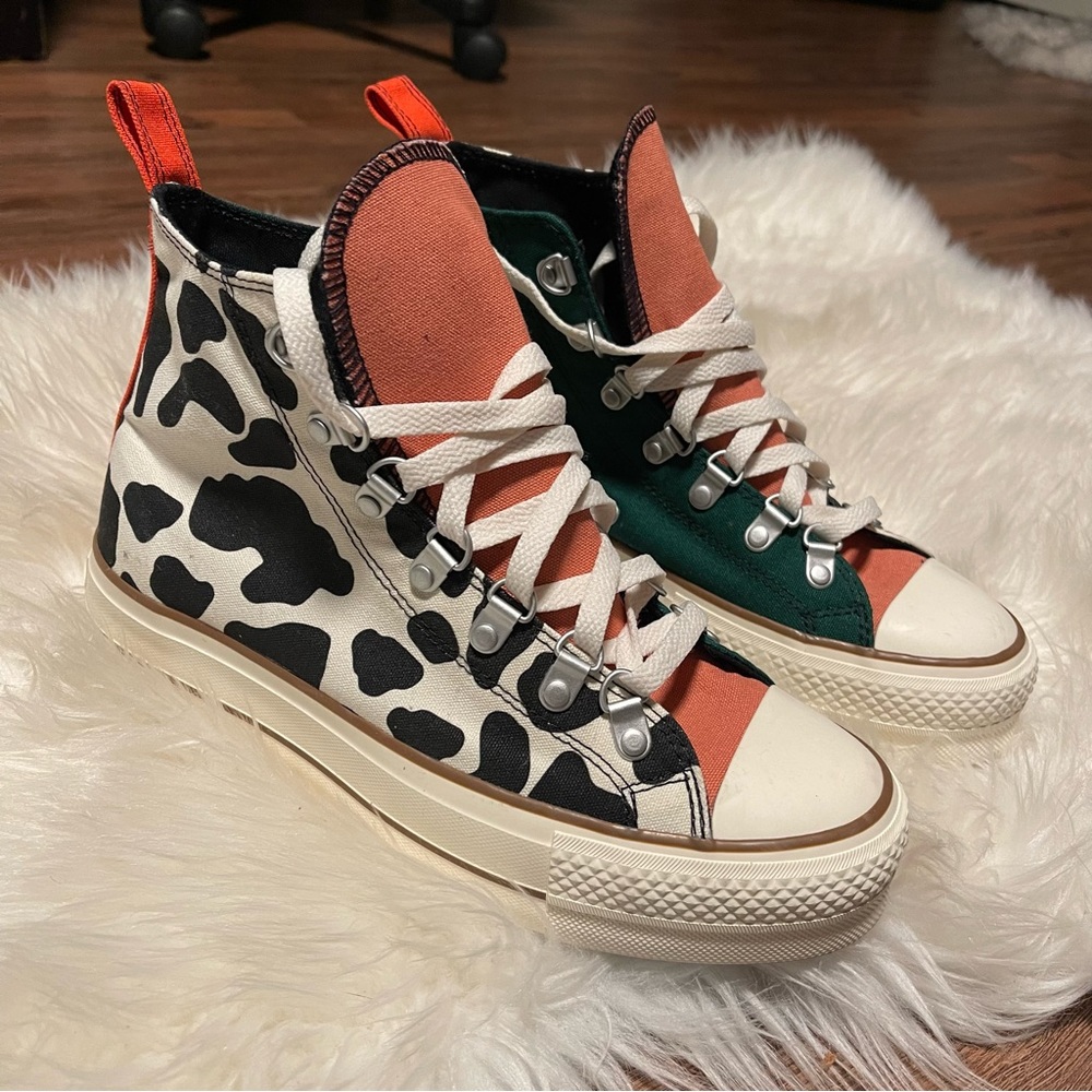SOLD ON M❗️Converse